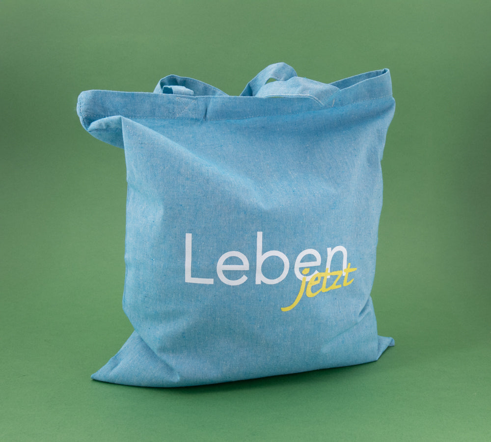 Tasche ‚Leben jetzt‘ mit recycelter Baumwolle