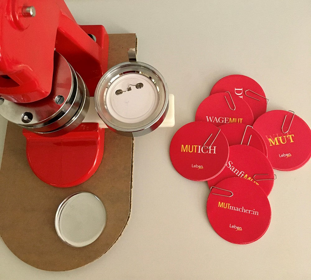 MUT-Buttons (8 Versionen)