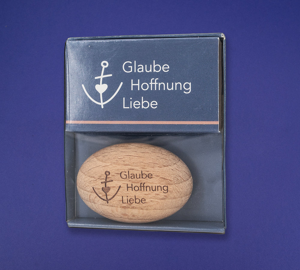 Holzhandschmeichler "Glaube, Hoffnung, Liebe"