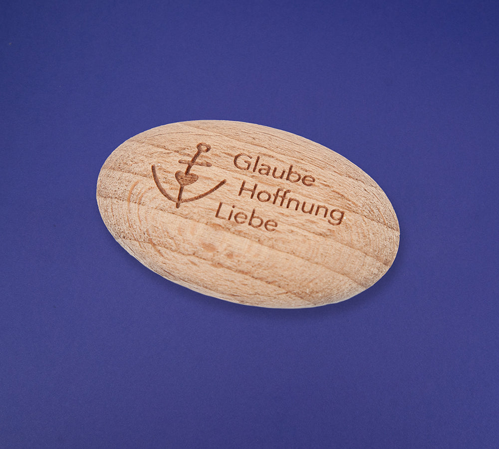 Holzhandschmeichler &quot;Glaube, Hoffnung, Liebe&quot;