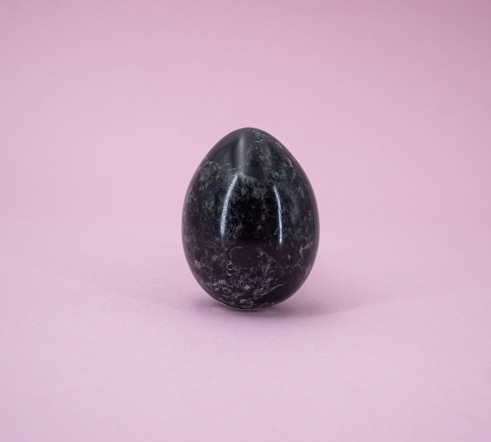 Schwarze Eier aus Onyx (klein)