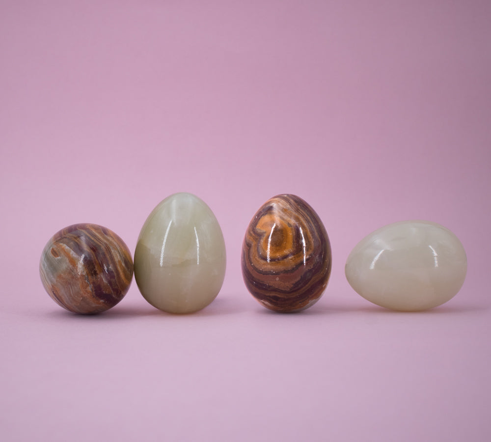 Helle Eier aus Onyx (klein)
