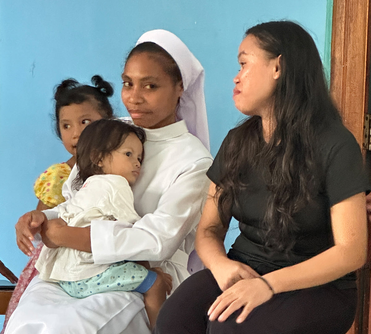 Flexible Armreifen aus Indonesien (2 Farbvarianten)