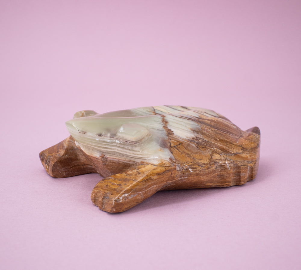 Frösche aus Onyx