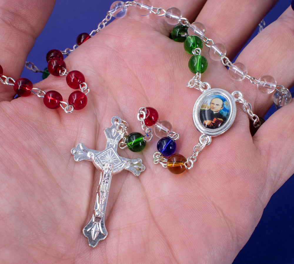Farbenfroher Missions-Rosenkranz aus Rom