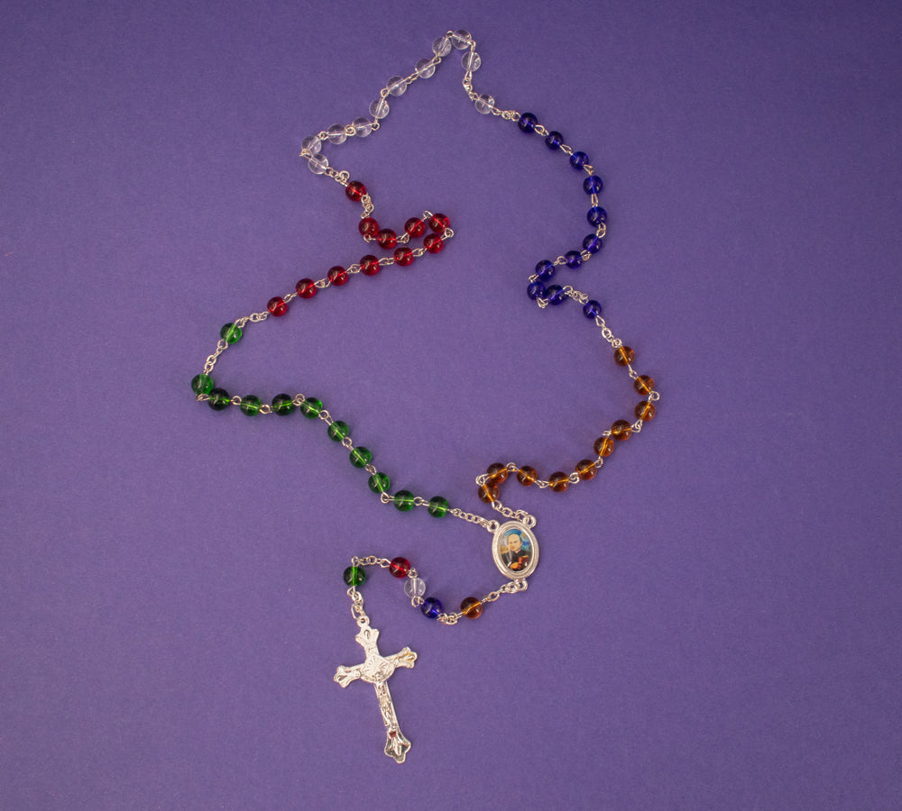 Farbenfroher Missions-Rosenkranz aus Rom