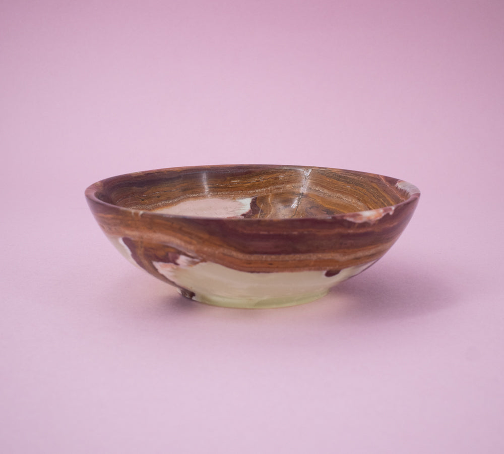 Kleine Schalen aus Onyx